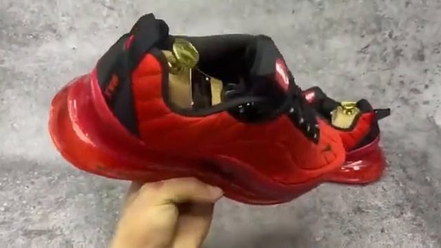 NIKE AIR MAX 720 смотреть онлайн