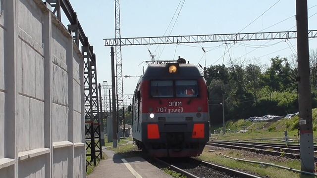 Прицепка ЭП1М-707, к поезду №231, сообщением: Москва - Ейск. смотреть онлайн