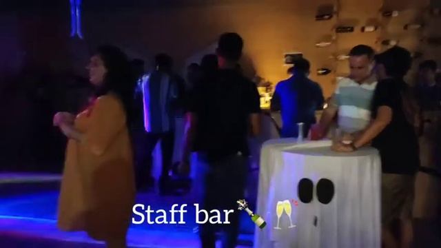 Employees life in the Maldives Halloween😂Хэллоуин 😀жизнь сотрудников на Мальдивах❤️своими глазами смотреть онлайн