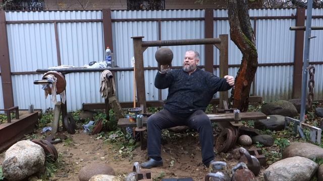 ЖИМ ГИРИ 46КГ НА ЛАДОНИ ПО ДЦ СИДЯ НИЗКО 6 РАЗ 46KG KETTLEBELL PALM PRESS LONG CYCLE SEATED 6 REPS смотреть онлайн