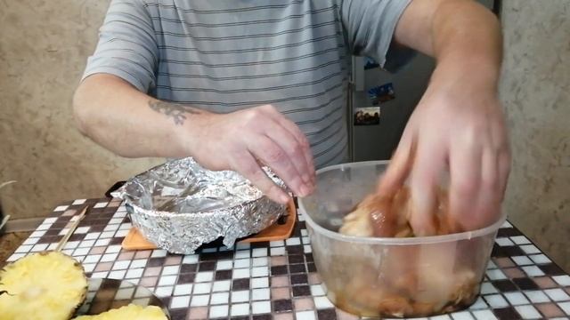 Курица по-Гавайски(в Духовке)/Куриное Мясо с Ананасом/Кисло-Сладкий Маринад/Оригинальный Рецепт/(0+) смотреть онлайн