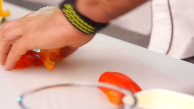 Как приготовить РУЛЕТ ИЗ ИНДЕЙКИ с ОВОЩАМИ - рецепт от шеф-повара смотреть онлайн