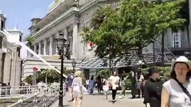 Cavenagh Bridge смотреть онлайн