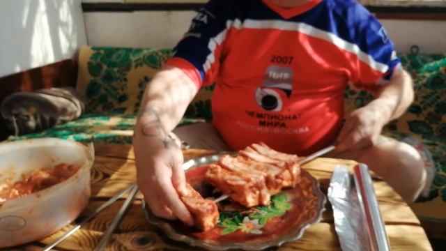 Свиные Ребрышки на Мангале/Альтернативный Шашлык/Мясо в Фольге/Простой Нежный и Сочный Рецепт/(0+) смотреть онлайн