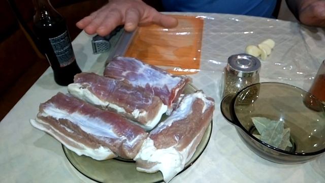 Как Солить Сало (Сухой Посол)/Грудинка(Подчеревок) в Оригинальной Заправке/Домашнее Сало/ SUB (0+) смотреть онлайн