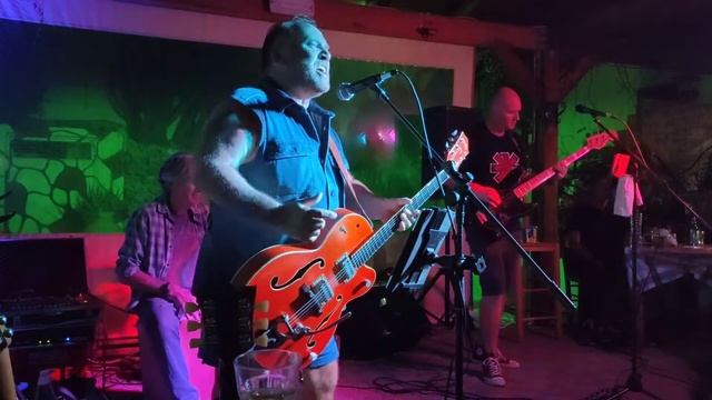 CARL AXON & THE ROCKIN REBELS - CONCERT LIVE 4K *AKRIGIALI TAVERNA'* KALIVES смотреть онлайн