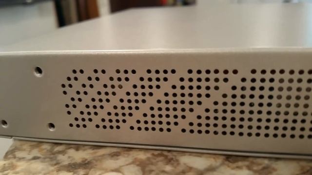 Ubiquiti US-8-150W Switch Beeping смотреть онлайн