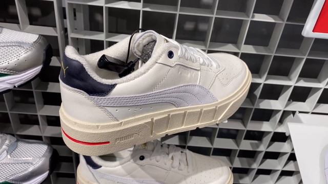 Puma Cali Court Jeux Sets Women’s Sneakers (Marshmallow/Navy) - Style Code: 393096-01 смотреть онлайн