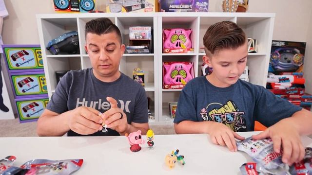 We've Got Frenemies!! Baldi, Granny, Rod, Hello Neighbor and Piggy Blind Bags смотреть онлайн