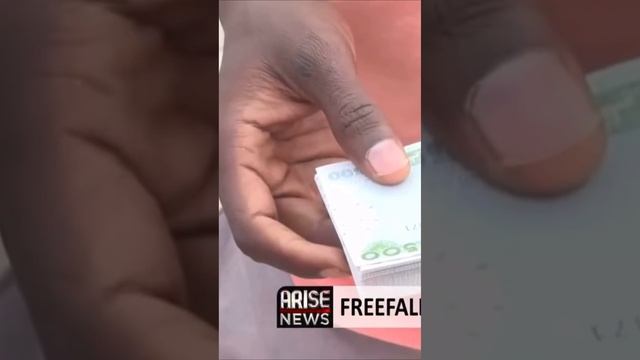 Reflecting on the freefall of Naira with Eizu Umaoma on Arise News смотреть онлайн