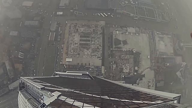 Как забраться на очень высокую башню смотреть онлайн