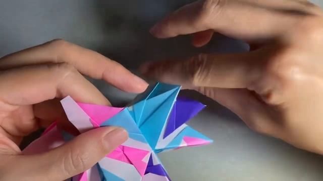 Unicorn Kusudama 【ユニコーンくす玉】Modular Origami・ユニット折り紙 - PrwOrigami Folding Tutorial Full Assembly смотреть онлайн