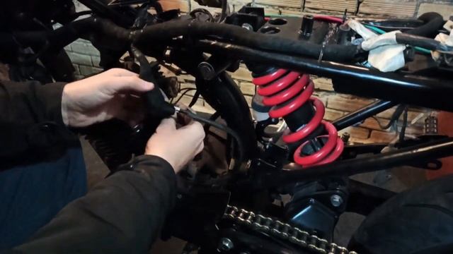 Yamaha YBR 125 Cafe Racer - Part 14 : Wiring Harness + First Engine Start смотреть онлайн