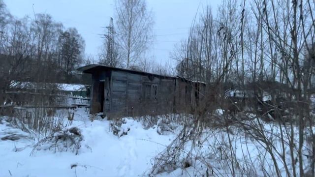 Заброшенная деревня в лесу, много остатков от Хозяев бывшие так, и не вернулись сюда смотреть онлайн