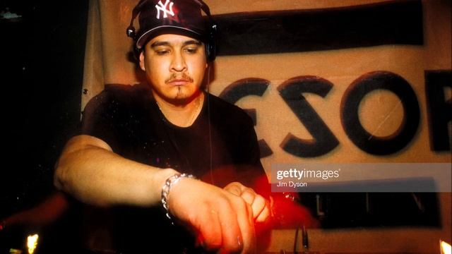DJ Rolando - Live at Switch (20-10-2001) смотреть онлайн