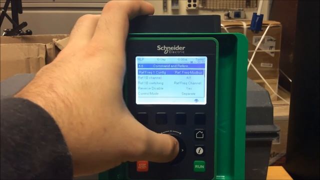 Configuring Altivar 630930 Process Drives for HMI Dial Speed Control Schneider Electric Support смотреть онлайн
