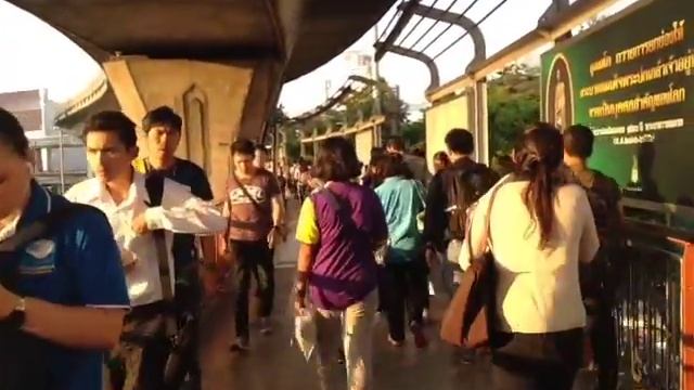 Victory Monument Bangkok Walk Around 02/2015 vid1 смотреть онлайн
