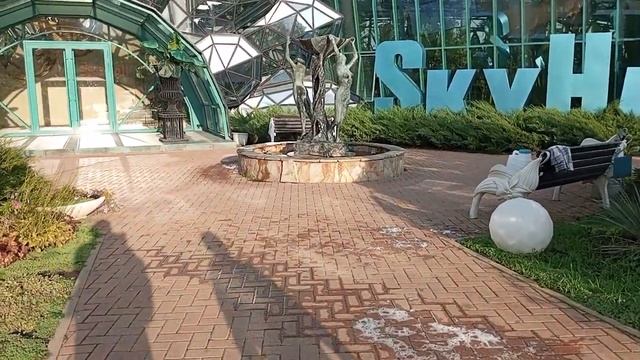 Сегодня приехали город Железноводск,посёлок Иноземцева "Зелёный квартал" С ребёнком зашли кафе ☕🍕 смотреть онлайн