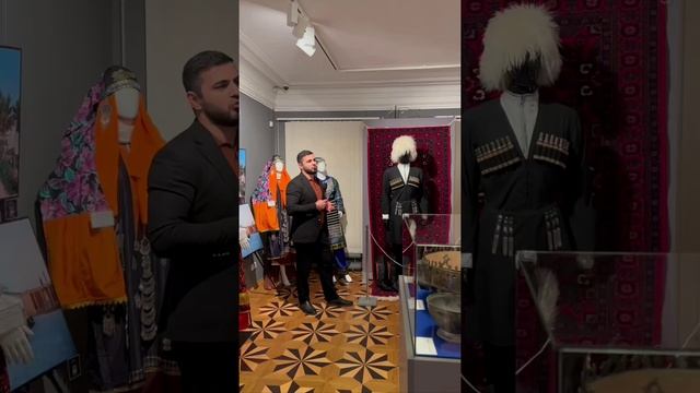 В выставочном центре Муромского музея открылась выставка Декоративно-прикладного искусства Дагестана смотреть онлайн