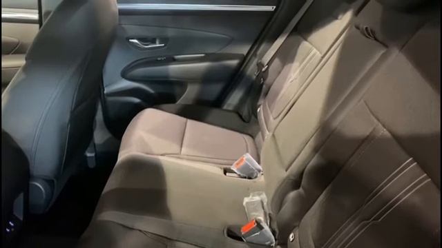 Hyundai TUCSON AMAZON GREY 1 6 TGDI 150CV 48V MAXX смотреть онлайн