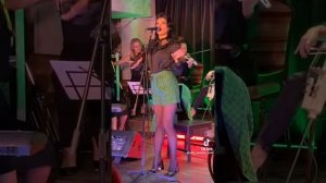 Юля Соломонова,поэтесса,певица.