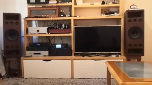 Muse model 192 DAC vs Gustard DAC-X26 -uncharted theme 2- test #013