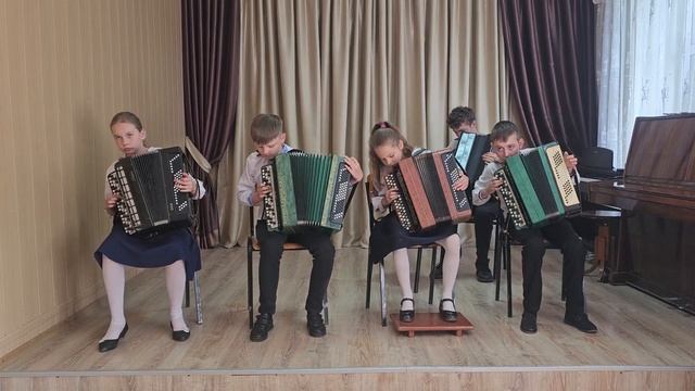 Парафраз на теми Українських народних пісень: "Їхав козак за Дунай" та "За світ встали козаченьки" смотреть онлайн