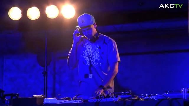 AKCTV: 24.07.10 - R-Club/ 4EU3 BEATS смотреть онлайн