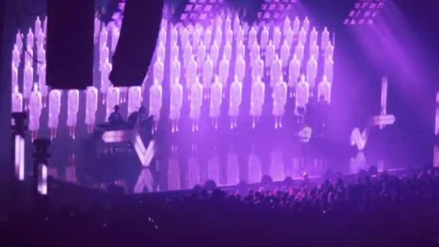 Stromae 24 4 14 Nantes 011 смотреть онлайн