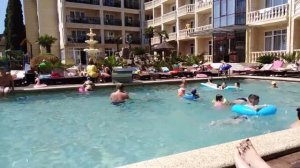 ОТЕЛЬ "ОСКАР". ЛАЗАРЕВСКОЕ. БАССЕЙН. ТЕРРИТОРИЯ. ОТДЫХ. ИЮЛЬ 2023.