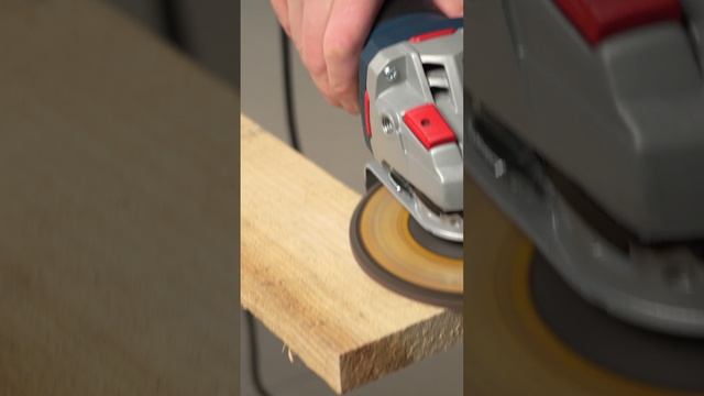 Пилим дерево БОЛГАРКОЙ #bosch #ушм #diy смотреть онлайн