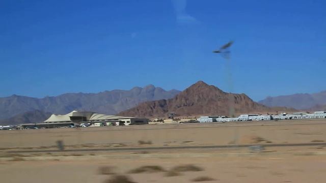 Egypt. Sharm ei Sheikh. Пустынный аэропорт смотреть онлайн