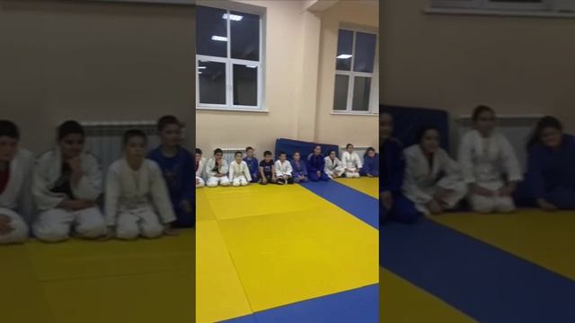 Игра на балалайке смотреть онлайн