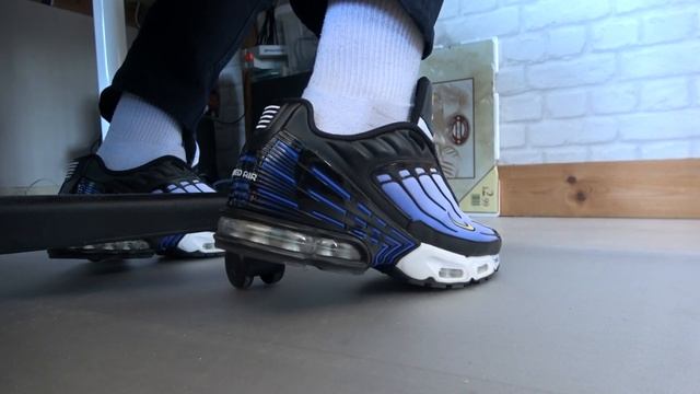 Nike Air Max Plus III смотреть онлайн