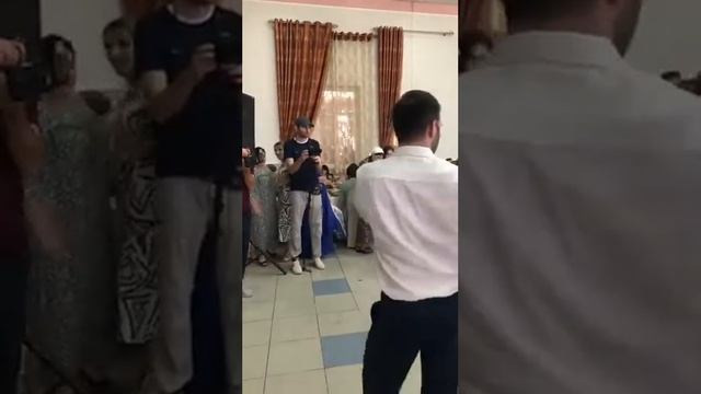 Не большой отрезок со свадьбы группа мулебки смотреть онлайн