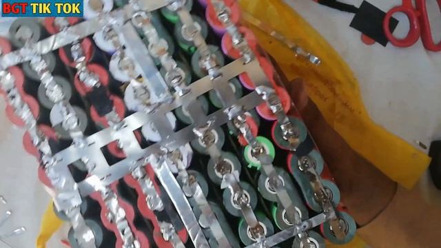 how to make 12v lithium ion | 18650 battery pack 12v 200 ah |How to Make 18650 battery смотреть онлайн