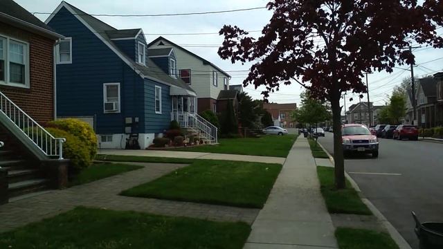 История о первой прогулке по Манхеттену в день прибытия в США и привет Василисе смотреть онлайн