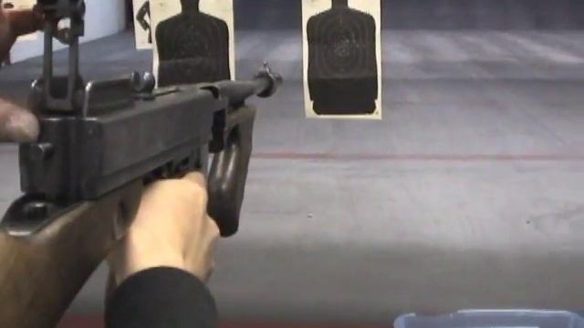 hidenobu1964実弾射撃 Thompson M1928 .45ACP a whole mag at once смотреть онлайн