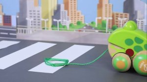 Игрушка для малышей каталка «Семья лягушек на прогулке»