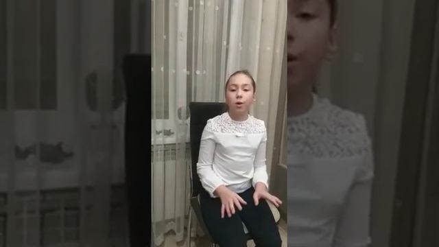 Страна читающая - Елизавета Жуланова читает произведение "С добрым утром" С. А. Есенина смотреть онлайн