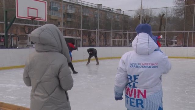 Соревнования по хоккею на валенках среди сотрудников структурных подразделений Главного управления смотреть онлайн