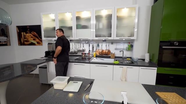 САМОЕ ВКУСНОЕ МОРОЖЕНОЕ! Рецепт ВАНИЛЬНОГО мороженого и рецепт итальянского мороженого СЕМИФРЕДО смотреть онлайн