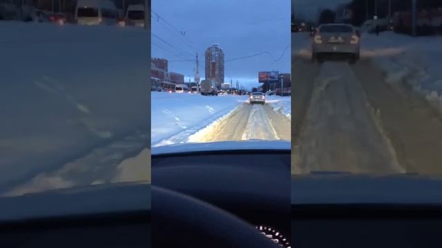 Дорожные хроники. Новый вид трамваев в Туле смотреть онлайн
