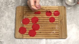 КАК ПРИГОТОВИТЬ РОЗЫ ИЗ МАСТИКИ? Для украшения торта