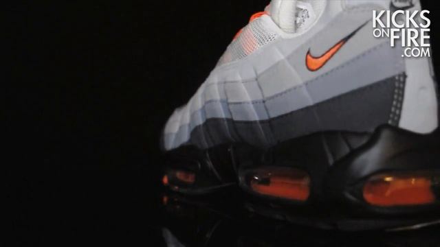 Nike Air Max 95 White / Team Orange смотреть онлайн