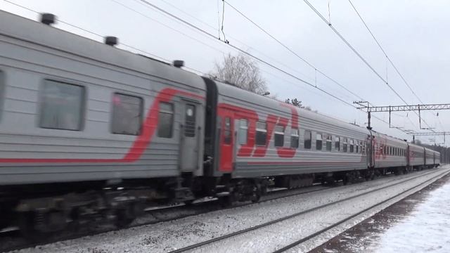 Электровоз ЭП1М-751 с пассажирским поездом смотреть онлайн