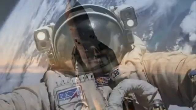 It's The Russians! Not nothing to do with them!Это Русские! Не связывайся с ними! смотреть онлайн