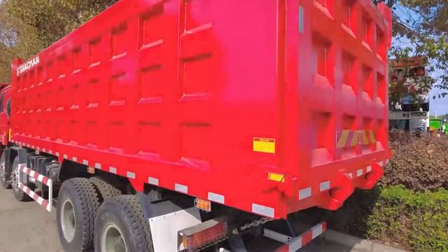 Shacman F3000 and CIMC cargo 8*4 dump truck смотреть онлайн