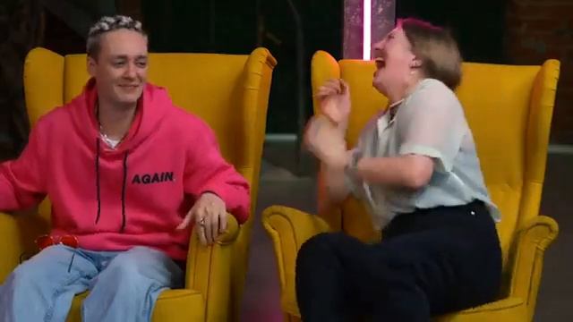 Группа "Электрослабость" - "Бабка без квартиры/ Mix Battle Выпуск № 2" (18+) смотреть онлайн