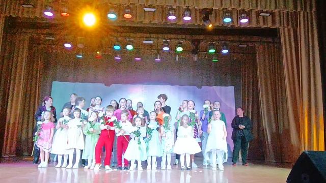 Если мы с тобою будем вместе! Финал отчетного концерта Улыбки смотреть онлайн